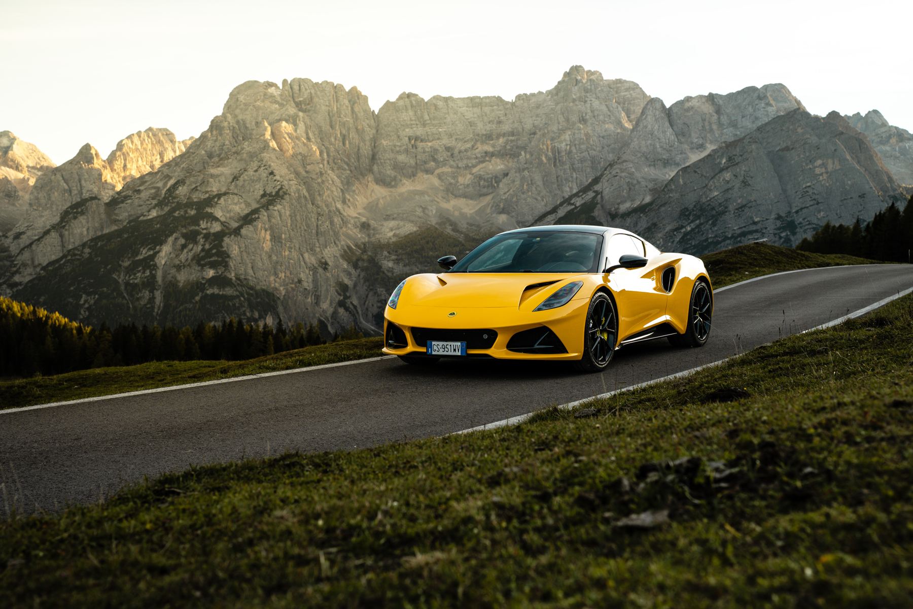 Sellaronda in auto: quattro passi intorno al Gruppo del Sella